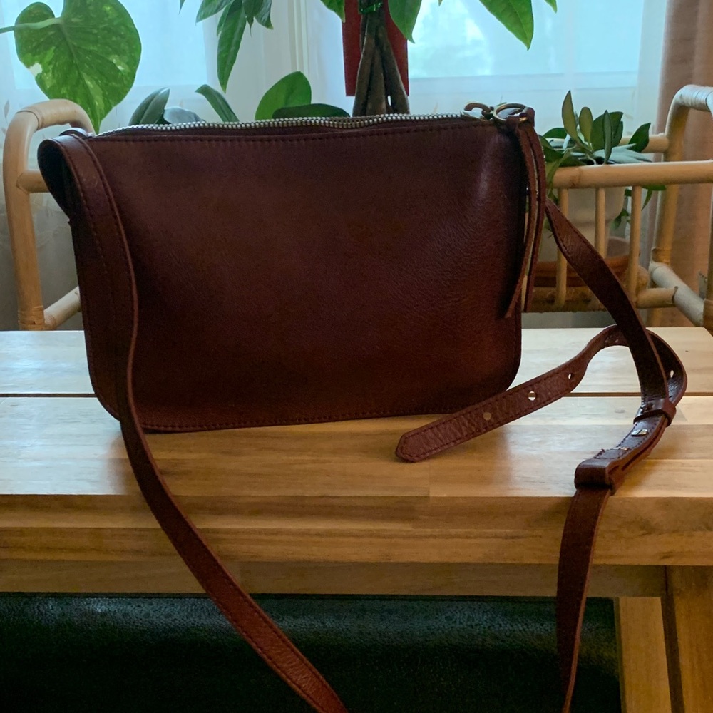 Madewell The simple crossbody bag
